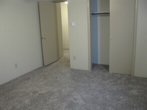 984 N 18th St, Unit 984 in Billings, MT - Building Photo - Building Photo