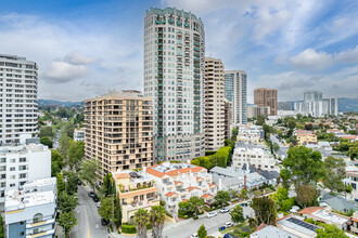 Ashton House in Los Angeles, CA - Building Photo - Building Photo