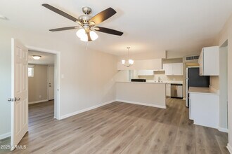 12634 N 30th Ave in Phoenix, AZ - Building Photo - Building Photo