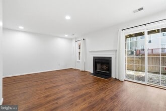 9663 Franklin Woods Pl in Lorton, VA - Building Photo - Building Photo