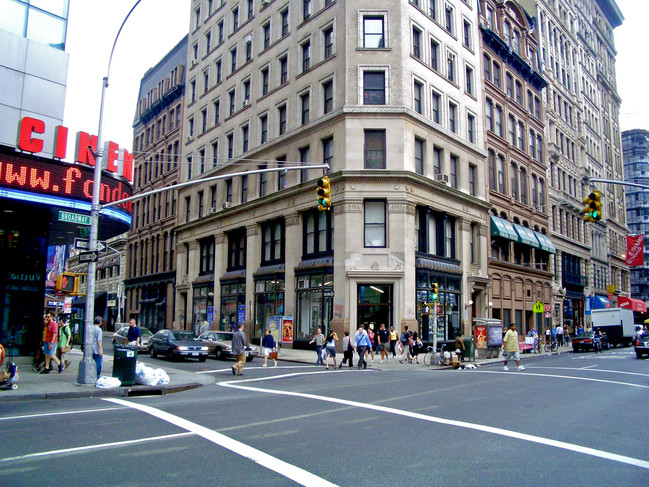 840 Broadway in New York, NY - Building Photo - Building Photo