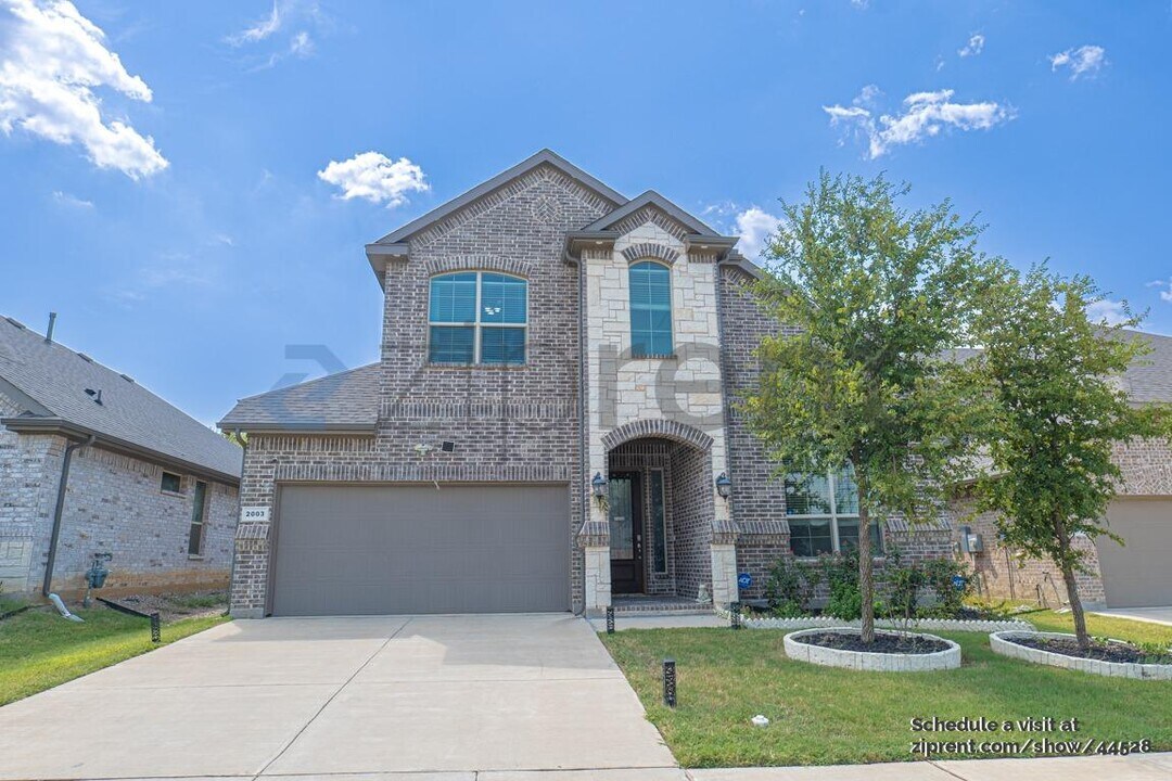 2003 Oleander St in Hickory Creek, TX - Building Photo