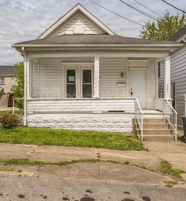 property at 421 Walnut Ave