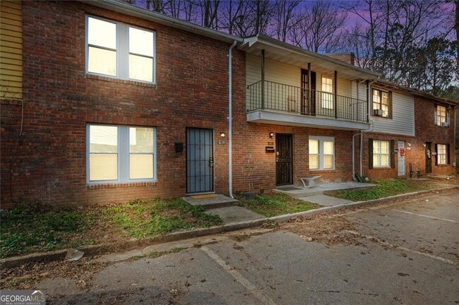property at 1903 Whitehall Forest Ct SE