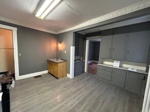 80 Tacoma St, Unit 80 Tacoma in Rochester, NY - Building Photo - Building Photo