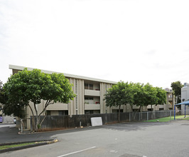 2625 Varsity Pl in Honolulu, HI - Building Photo - Building Photo