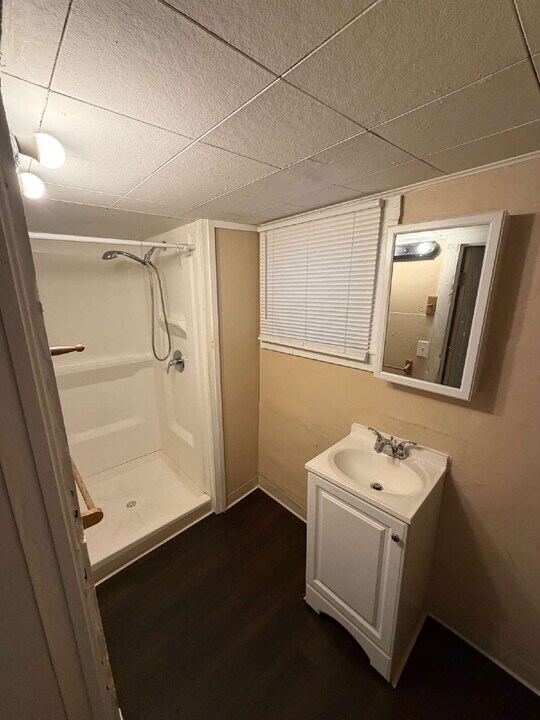 12 Hutchins St in Batavia, NY - Building Photo