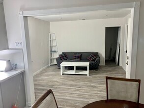 720 N Walnut Ave in San Dimas, CA - Building Photo - Building Photo