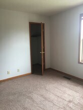 1730 Baltimore Dr in Clarksville, TN - Foto de edificio - Building Photo