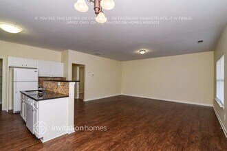 4172 Oak Field Dr in Loganville, GA - Building Photo - Building Photo