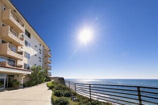 4878 Pescadero Ave in San Diego, CA - Building Photo