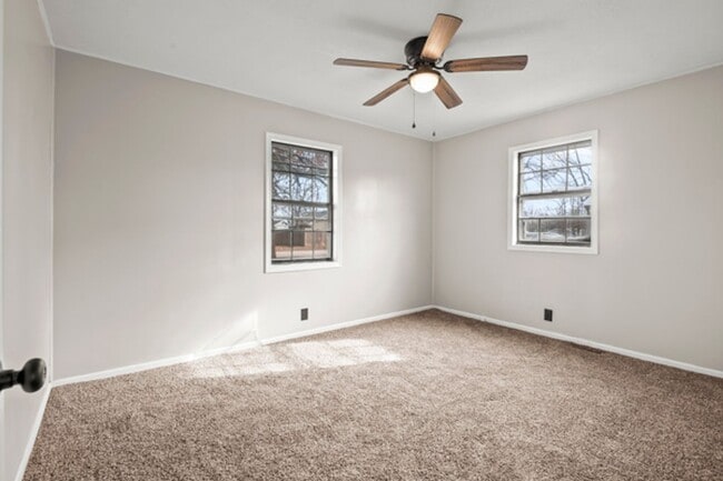 246 SE 101st Rd in Warrensburg, MO - Building Photo - Building Photo