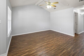 2032 Legacy Ln in College Station, TX - Building Photo - Building Photo