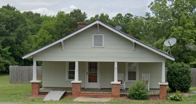 property at 8419 Fairview Rd