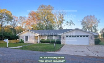 11 Pamela Ln in Conway, AR - Building Photo