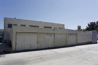 6513 Bright Ave in Whittier, CA - Building Photo - Building Photo