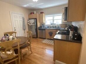 23 Willard Ave, Unit 1 in Medford, MA - Building Photo - Building Photo
