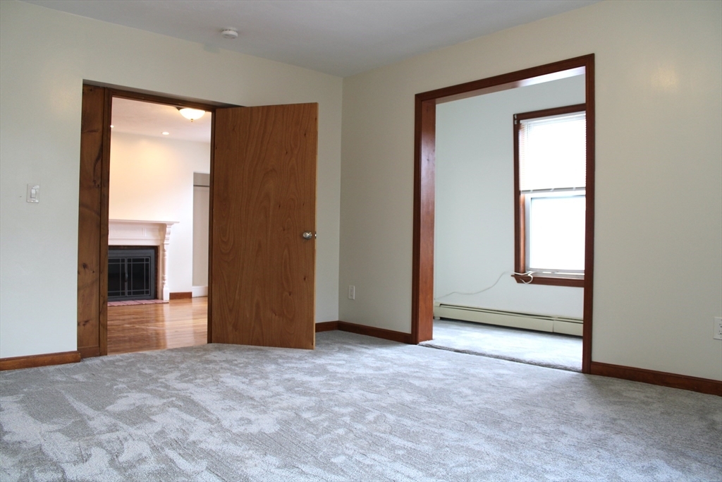 17 Sewall St, Unit #2 in Somerville, MA - Foto de edificio