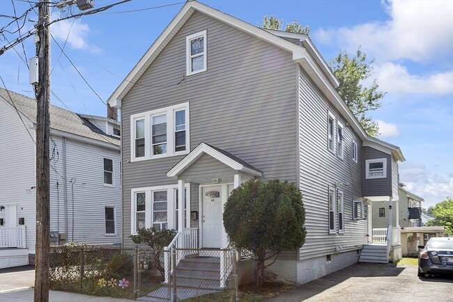 42 Perry Ave in Lawrence, MA - Building Photo - Building Photo