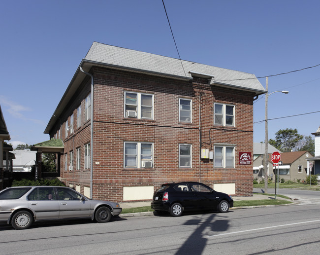 Washington Court Apartments