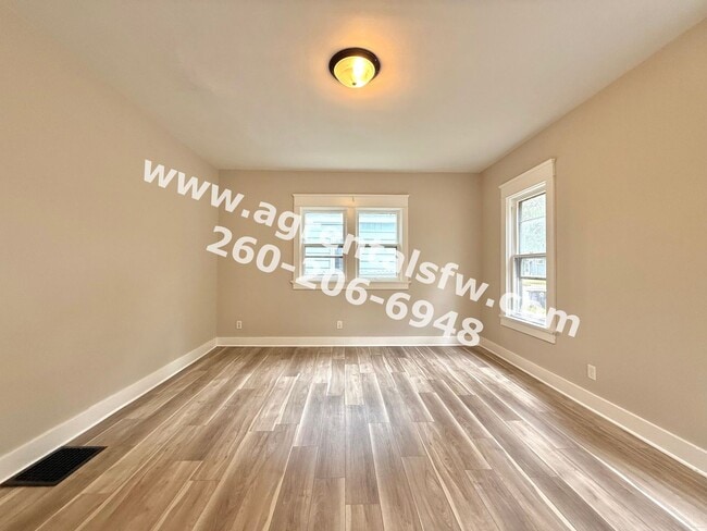 2505 Miner St in Fort Wayne, IN - Building Photo - Building Photo