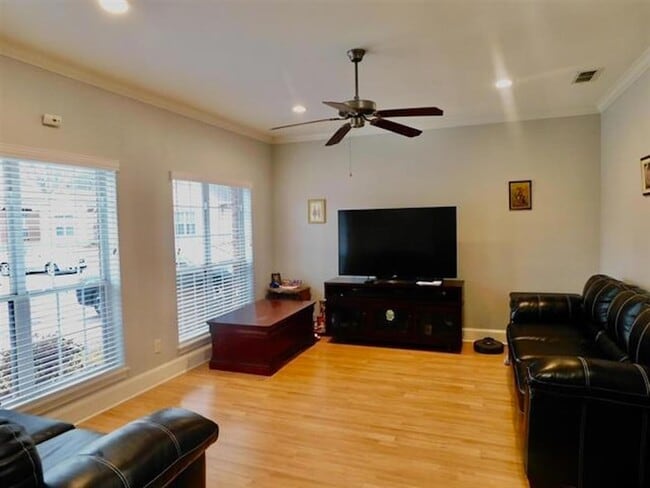 5141 Avenham Ct in Tyler, TX - Foto de edificio - Building Photo