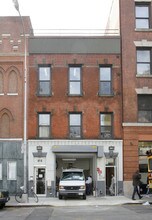 414 W 45th St in New York, NY - Building Photo - Building Photo