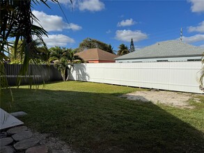 14451 SW 153rd Terrace in Miami, FL - Building Photo - Building Photo