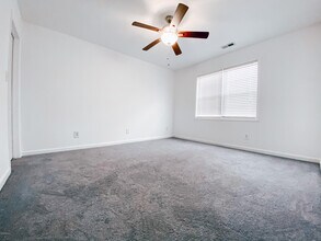 206 Jessie Cir in Hubert, NC - Building Photo - Building Photo