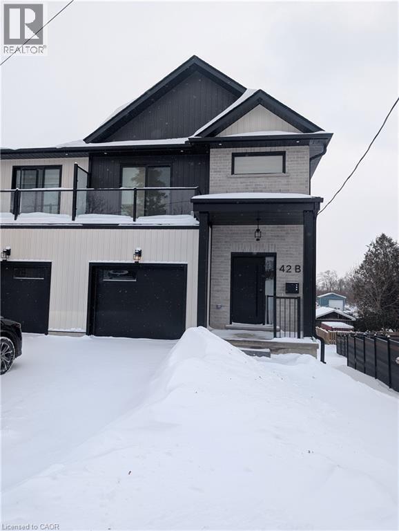 property at 42 Wellington St