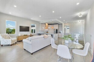 99 Seaside Ave in Key Largo, FL - Building Photo