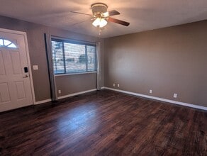 317 W 930 N in Sunset, UT - Foto de edificio - Building Photo