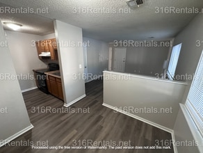 1524 E 17th St N in Wichita, KS - Building Photo - Building Photo