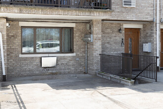 2376 Burnett St in Brooklyn, NY - Building Photo - Building Photo