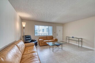 15108 Ashland Dr in Delray Beach, FL - Building Photo - Building Photo