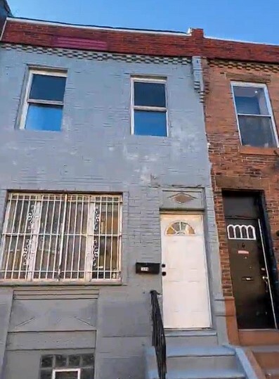 2044 S Norwood St in Philadelphia, PA - Building Photo