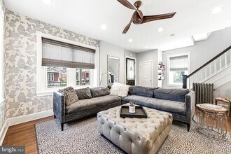 217 Wayne Ave in Narberth, PA - Building Photo - Building Photo