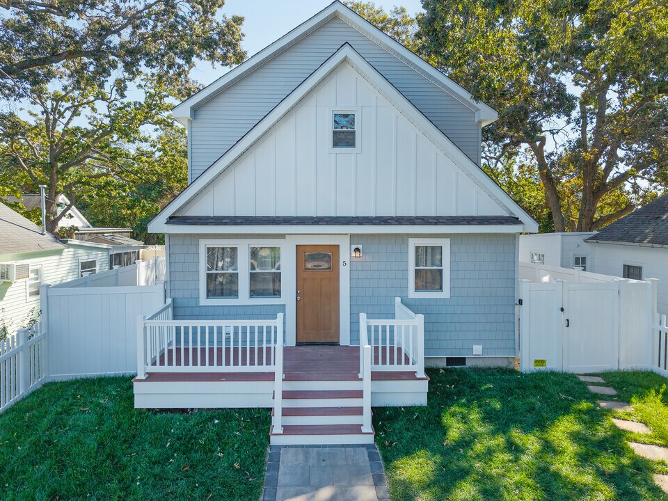 5 Kenvil Rd in Cape May, NJ - Building Photo