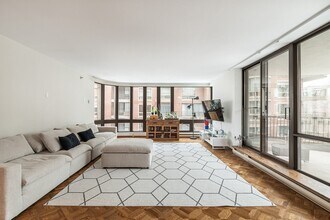 3577 Atwater Ave in Montréal, QC - Building Photo - Building Photo