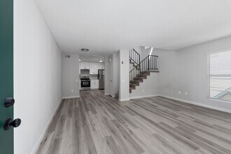 4275 Chamoune Ave in San Diego, CA - Building Photo - Building Photo