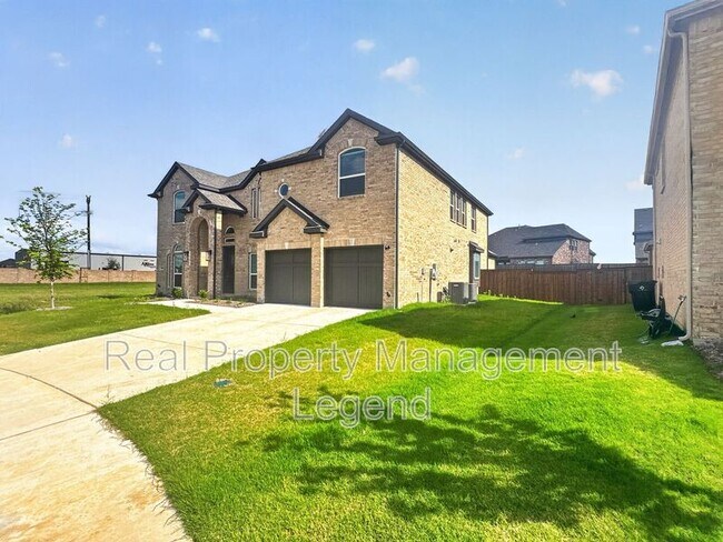property at 1019 Modesto Dr
