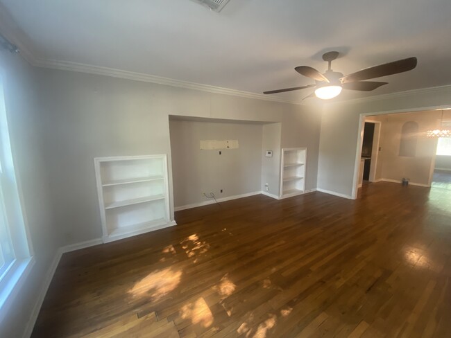 3933 S Saint Louis Ave in Tulsa, OK - Building Photo - Building Photo