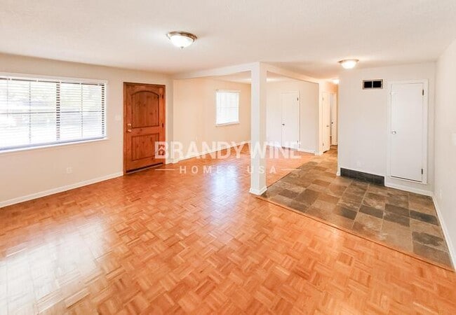 327 Homeville Rd in Collierville, TN - Building Photo - Building Photo