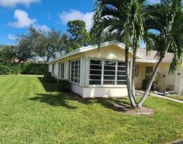 5385 Lakefront Blvd in Delray Beach, FL - Building Photo