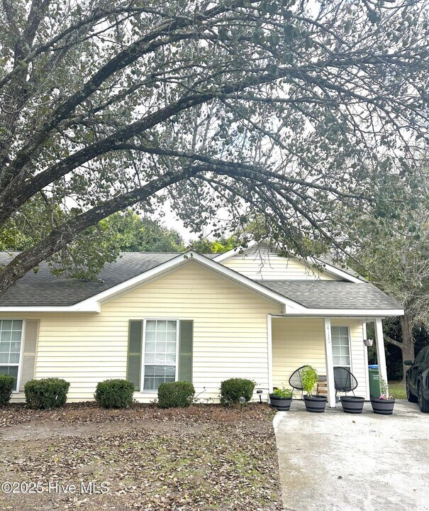 4110 Bear Ct in Wilmington, NC - Building Photo