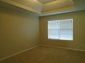 240 Juliet Dr in Hampton, GA - Building Photo - Building Photo