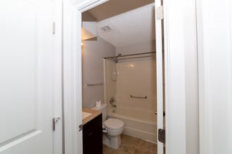 905 Emma Ave in Des Moines, IA - Building Photo - Building Photo