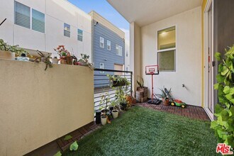 807 Jade Pl. in Montebello, CA - Building Photo - Building Photo