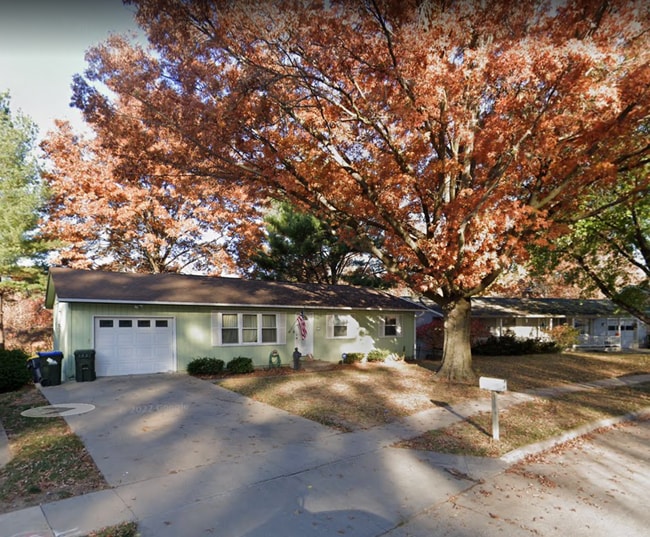 property at 735 Keswick Dr