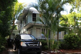 326 Croton Way in West Palm Beach, FL - Building Photo